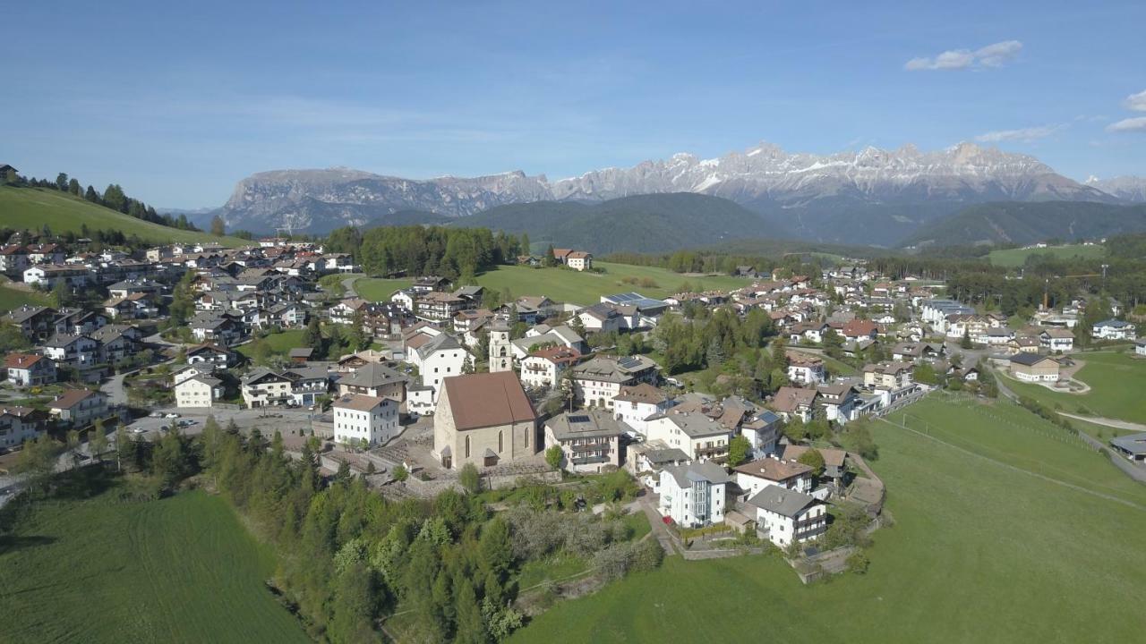 Gasthof Pension Roessl ノーヴァ・ポネンテ エクステリア 写真